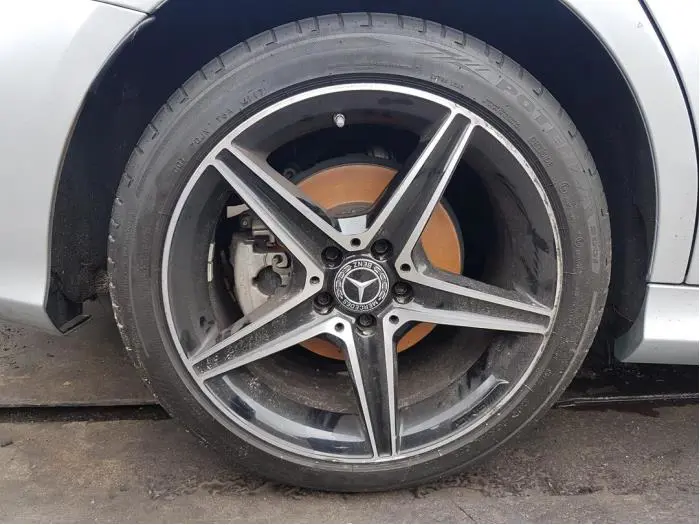 Sportfelgensatz + Reifen Mercedes C-Klasse