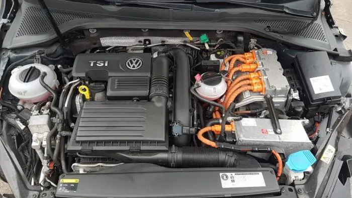 Ausgleichsbehälter Volkswagen Golf