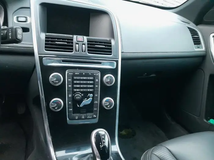 Displays Multi Media Anzeige Volvo XC60