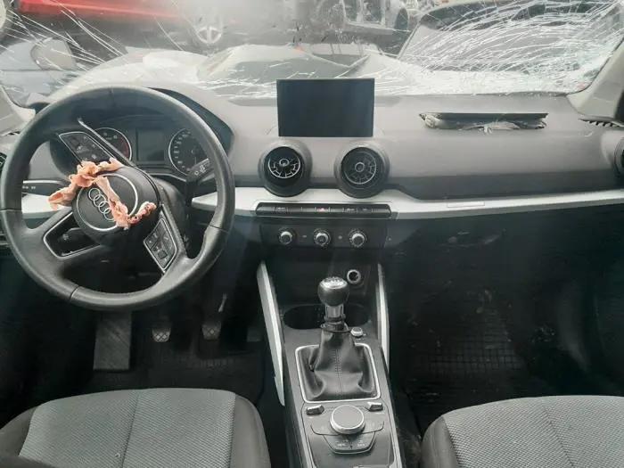 Instrumentenbrett Audi Q2