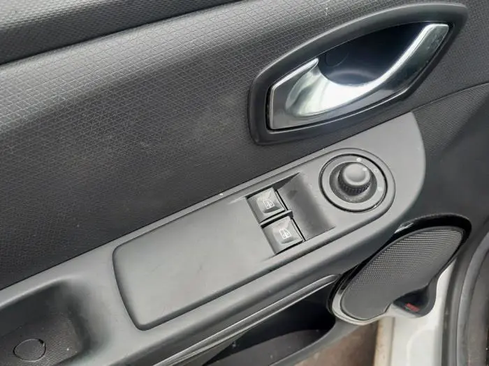 Elektrisches Fenster Schalter Renault Clio